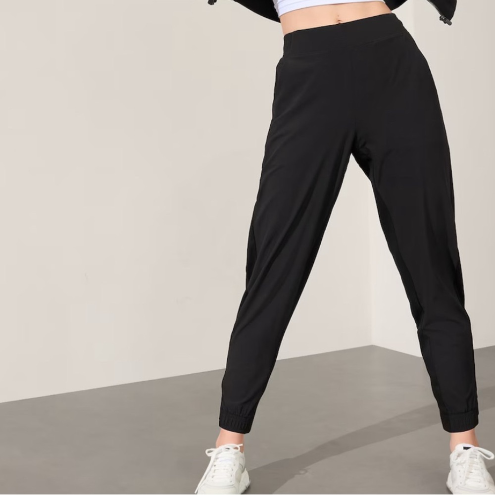 Brooklyn Legacy Mid-Rise Jogger